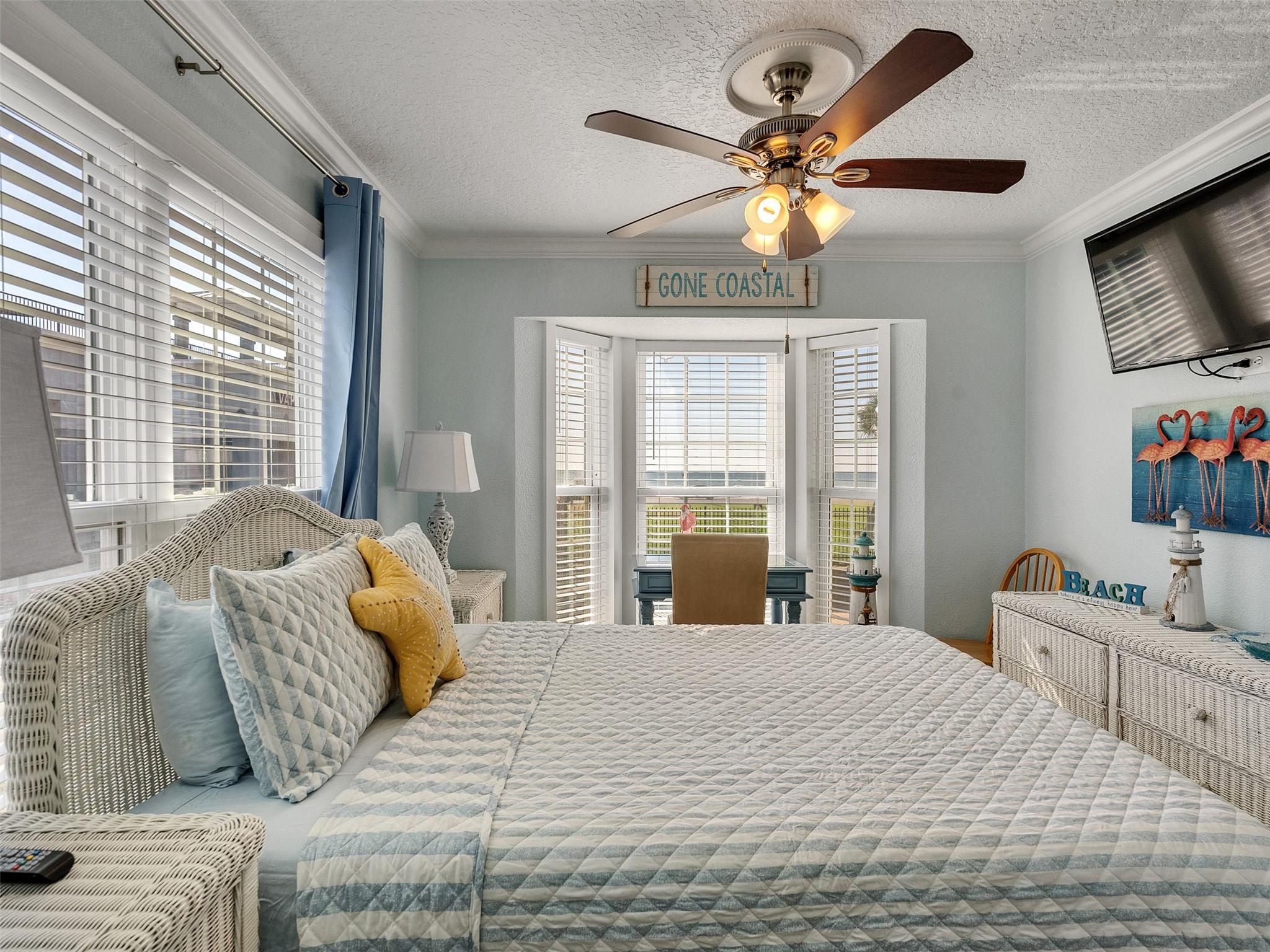 6300 Seawall Boulevard #2104 — photo