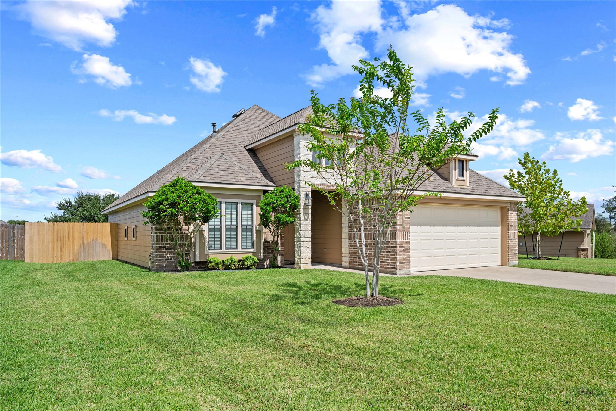 800 Cobble Gate, Brenham, TX 77833 — photo 3