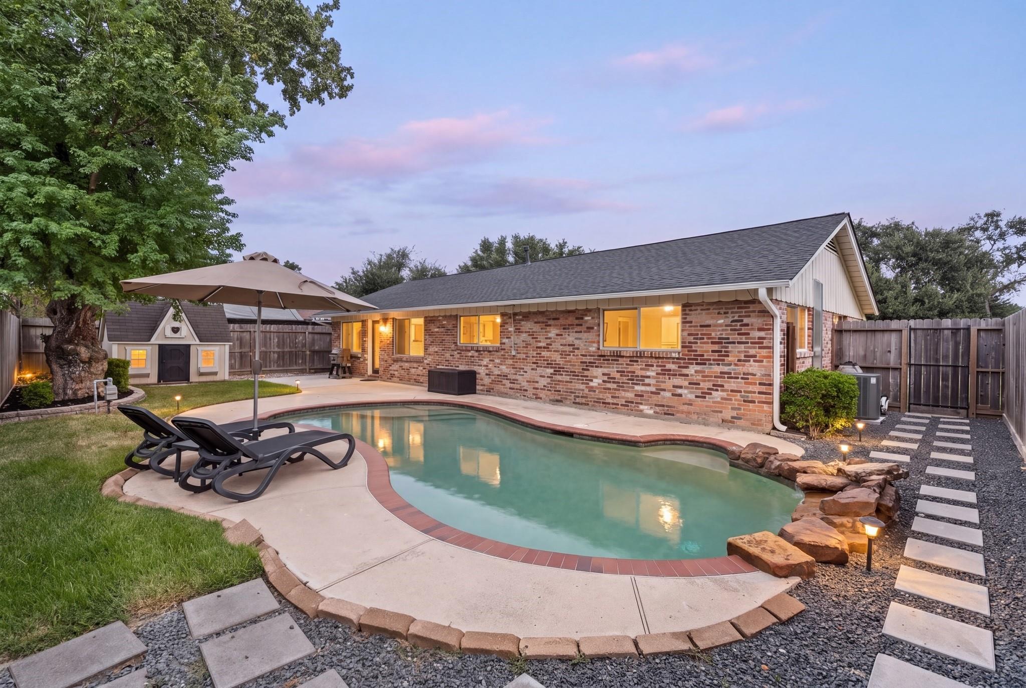 2302 Willowby Drive — photo