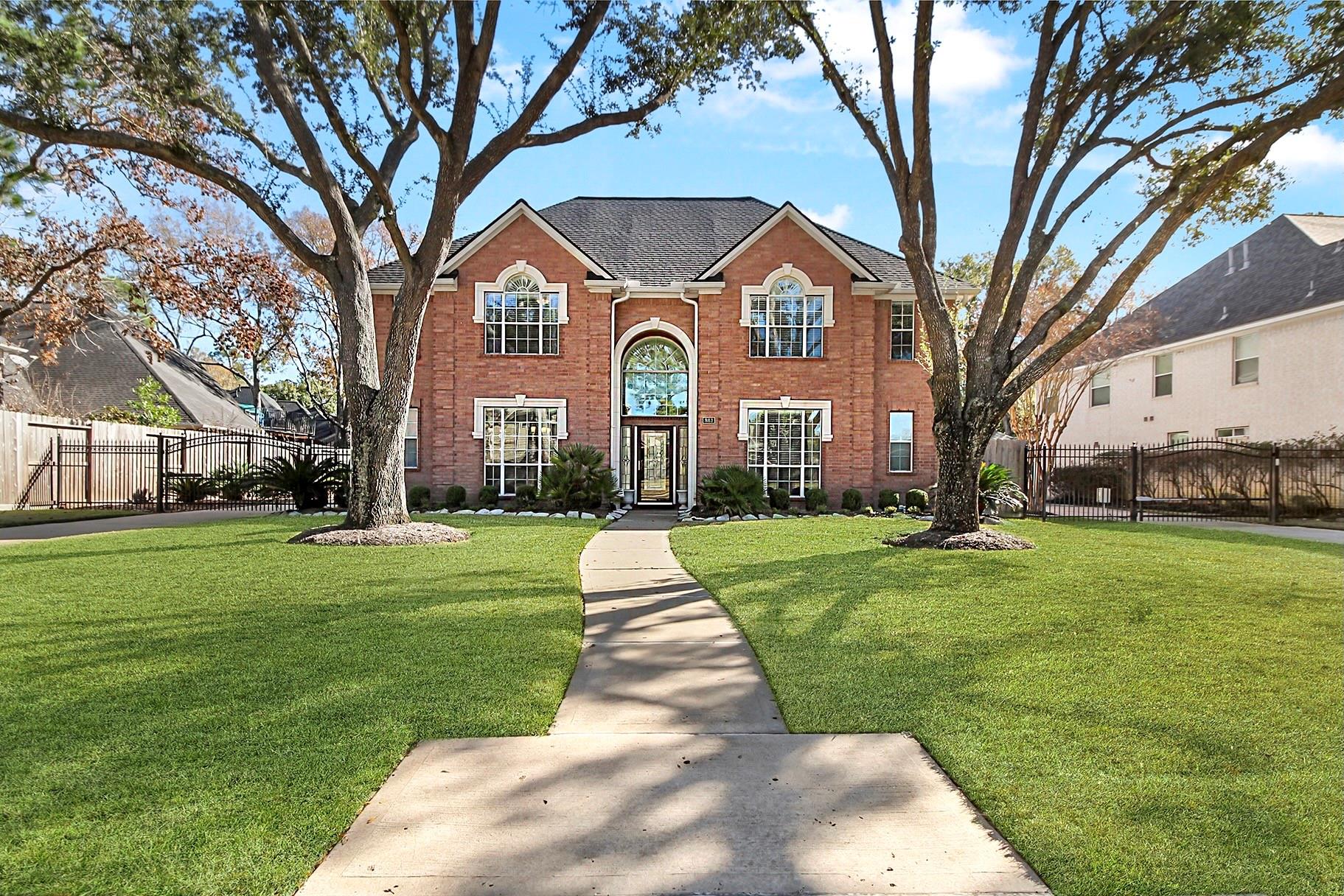 803 Chisel Point Drive — photo