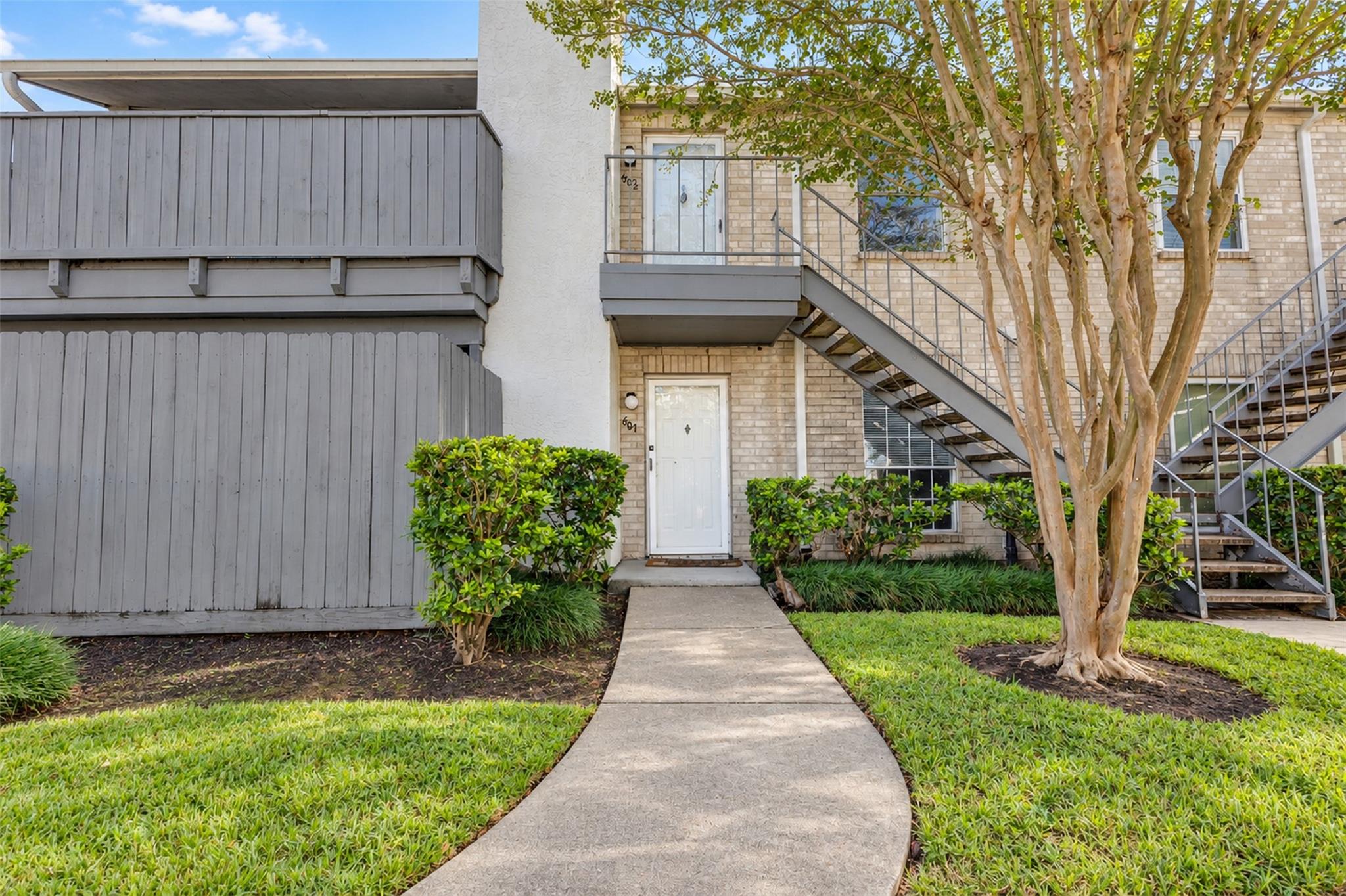 8787 Brae Acres Road #602 — photo