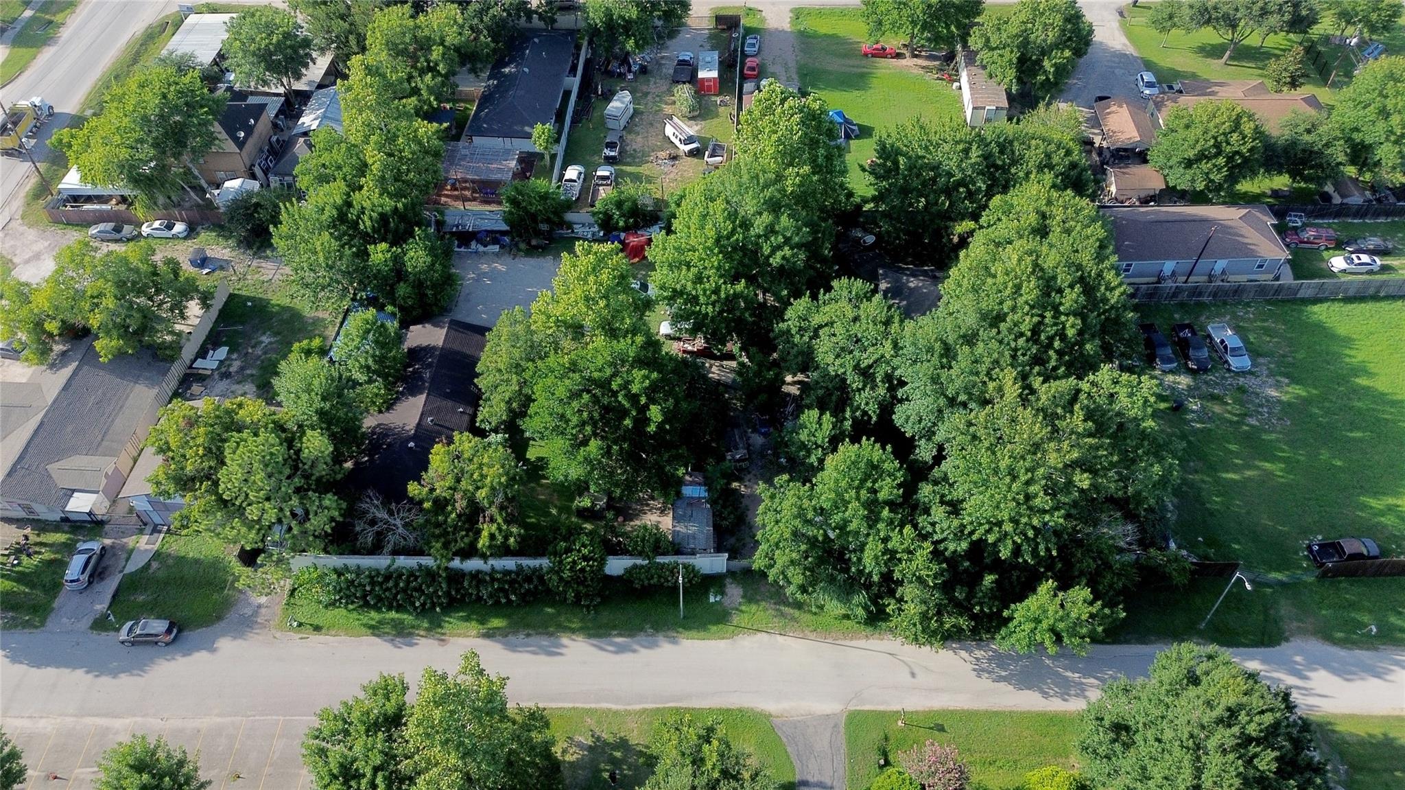 16005 Old Richmond Road — photo