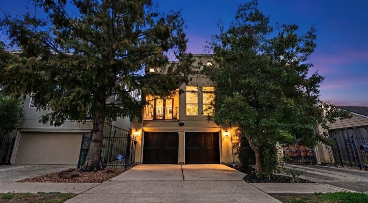 1402 Asbury Street — photo