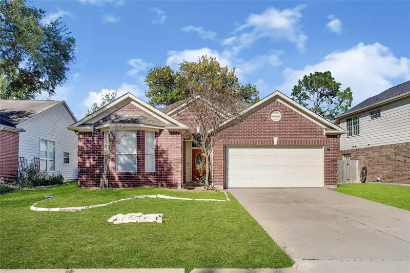 14902 Carolina Falls Lane — photo