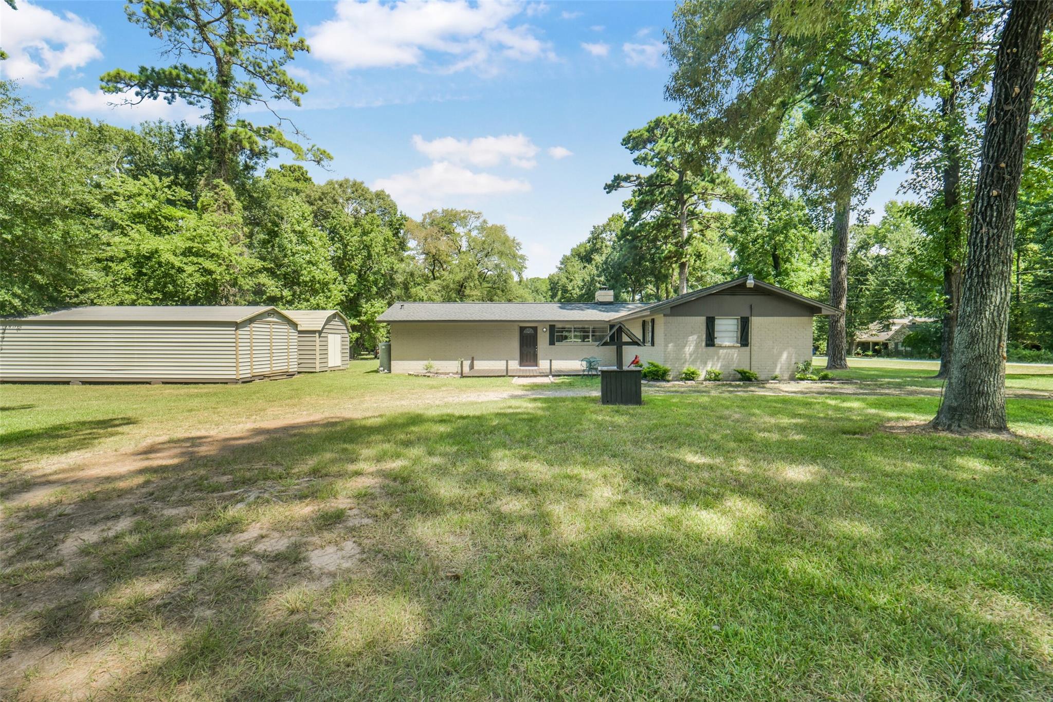 23807 Red Oak Drive — photo