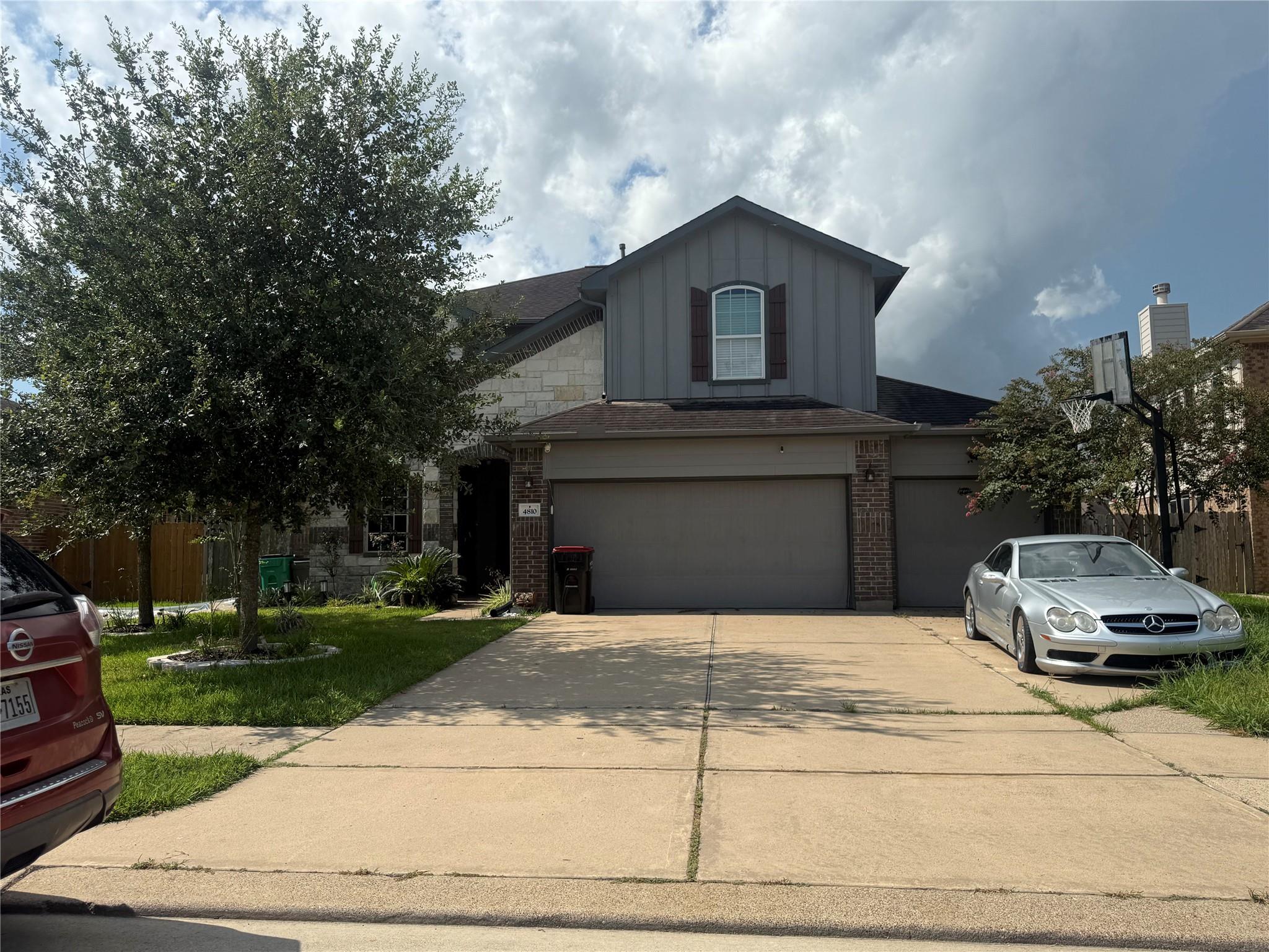 4810 Crescent Lake Circle — photo