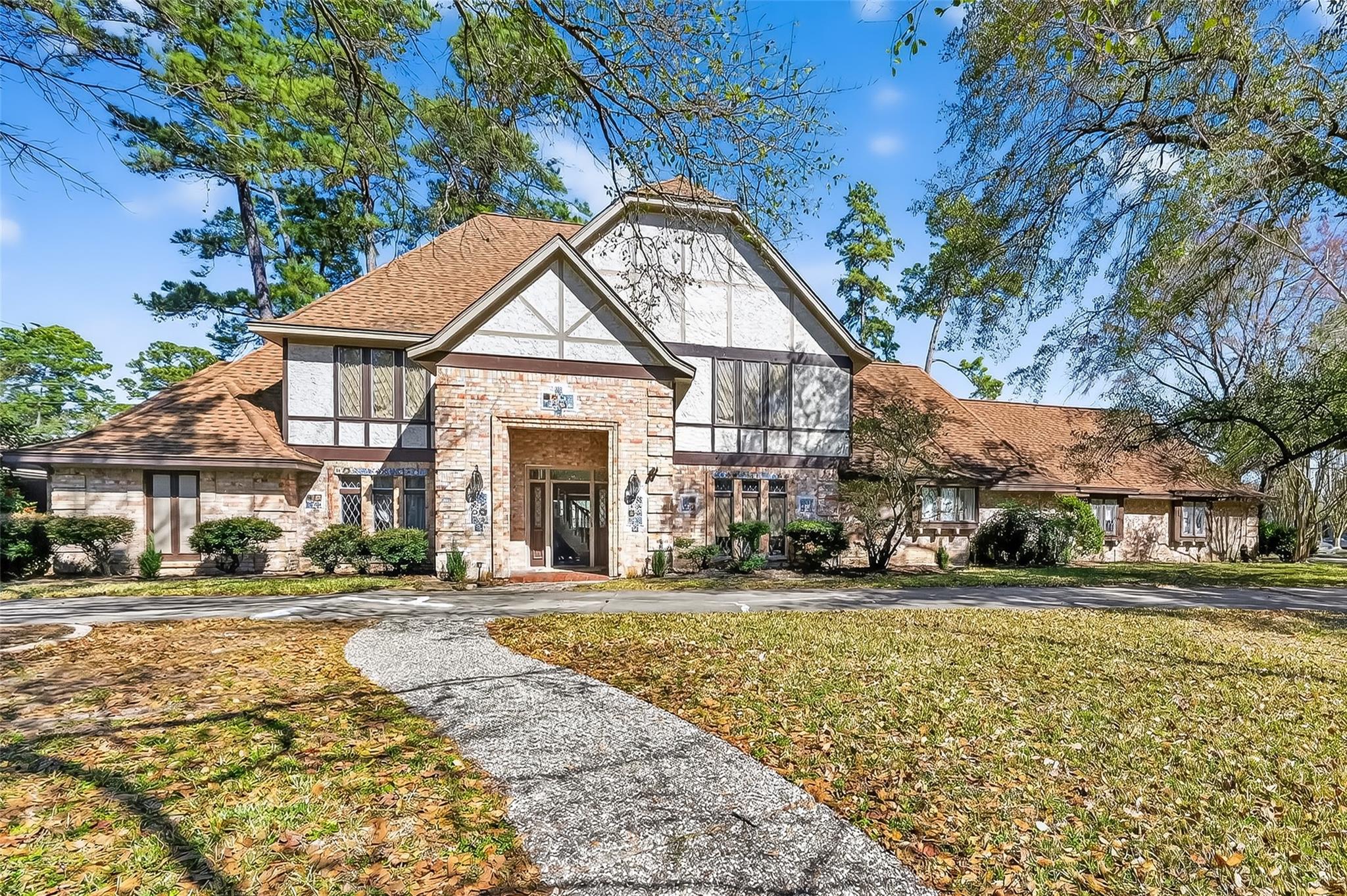 11302 Hylander Drive — photo