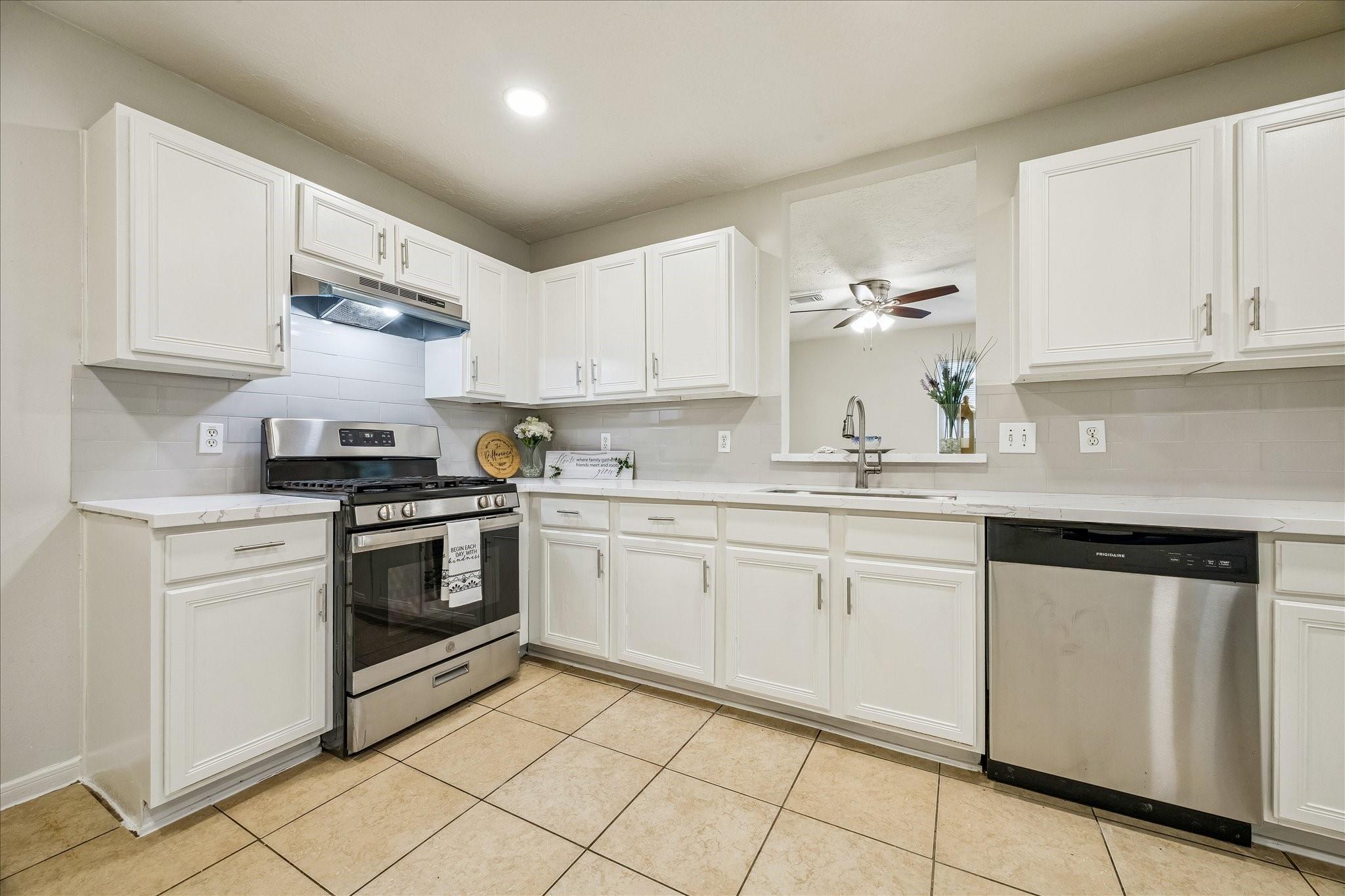 5239 Sugar Bush Drive — photo