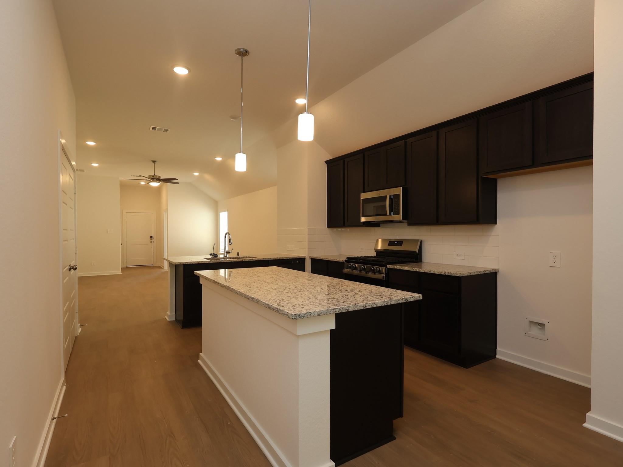 613 Falling Cave Drive, Willis, TX 77378 — photo 3