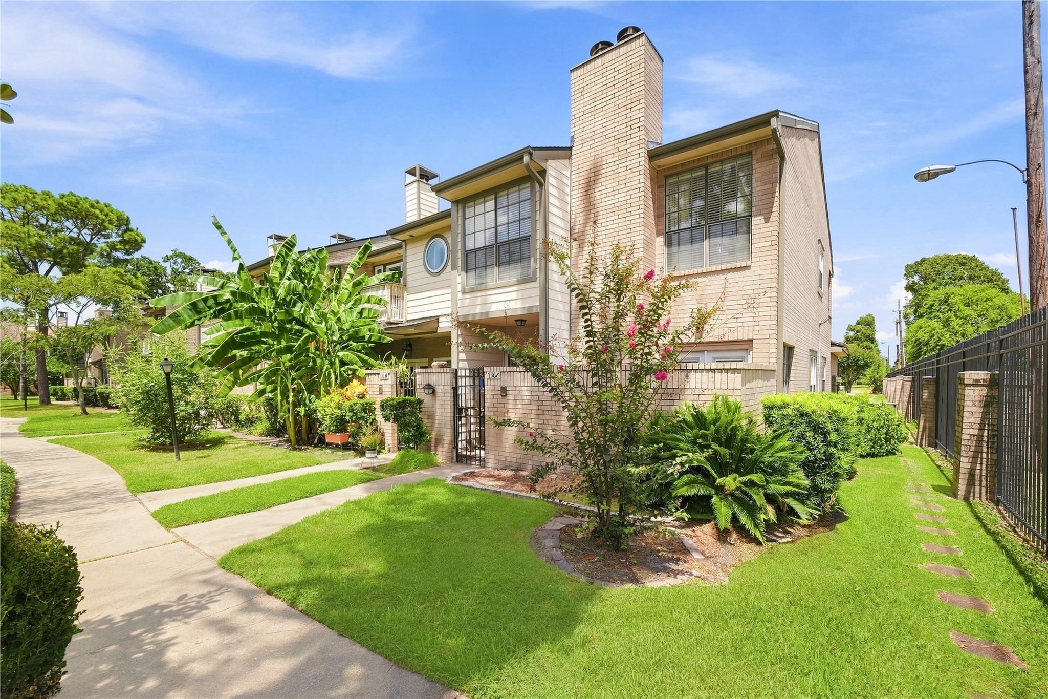 736 Country Place Drive #I — photo