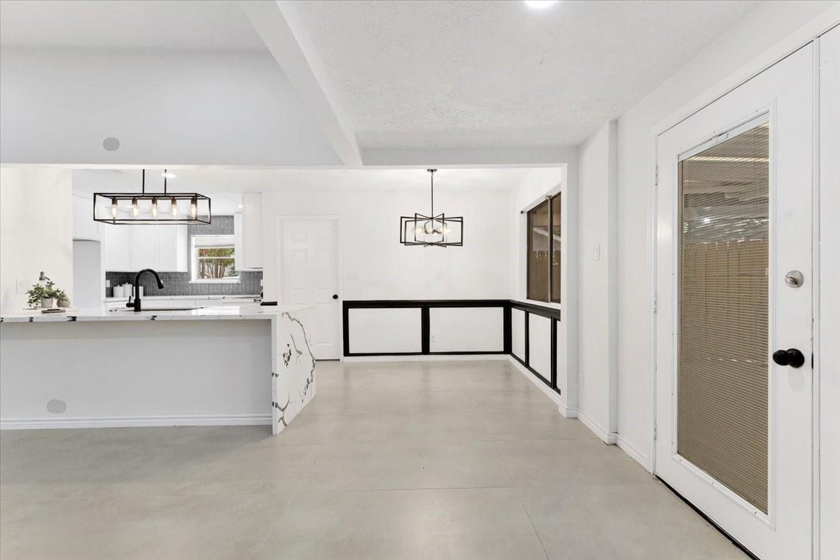 3815 Plum Hollow Drive — photo