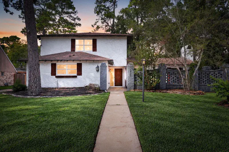 206 W North Hill Drive — photo