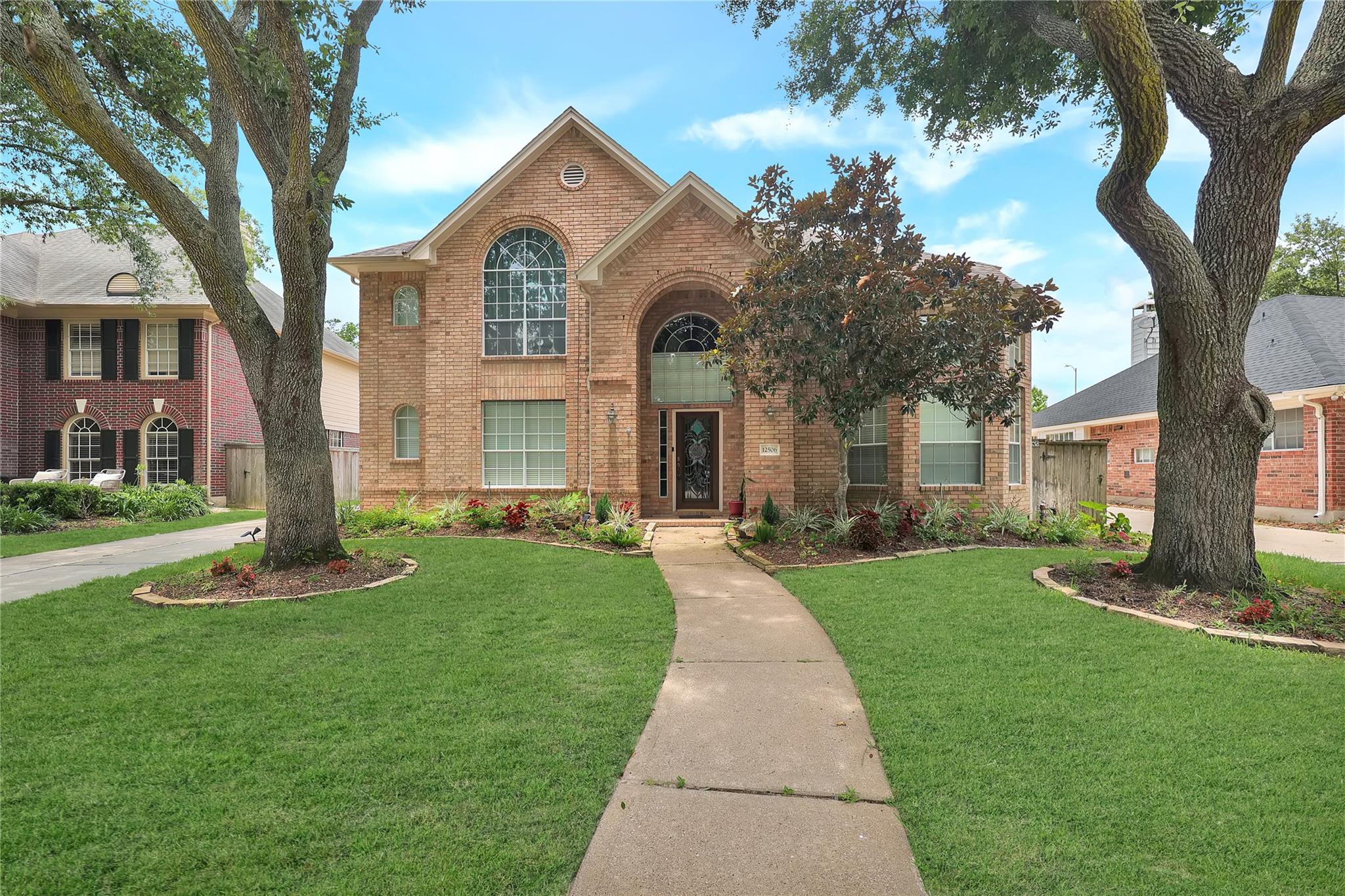 12506 Whispering Sands Court — photo