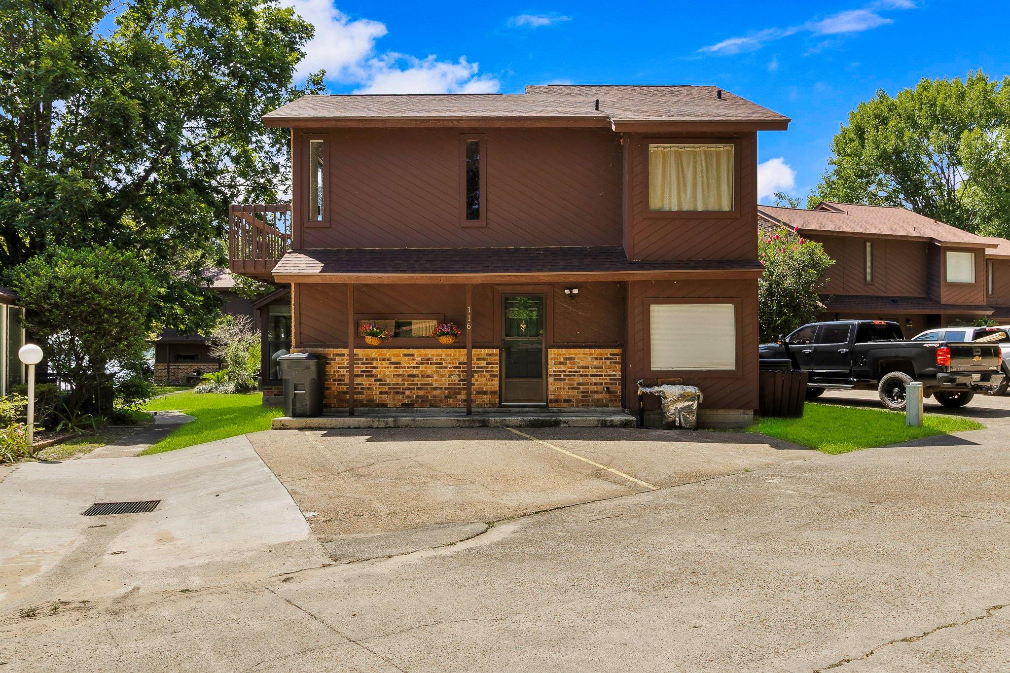 200 Fountain Lake W #116 — photo