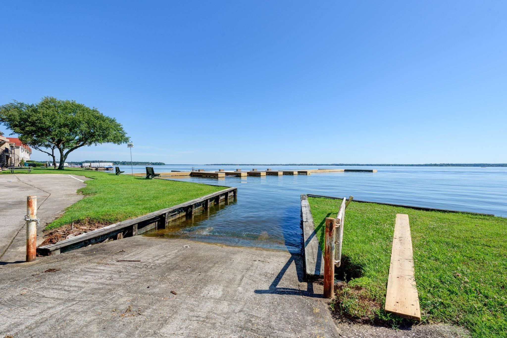 38 Regency Point, Conroe, TX 77356 — photo 2