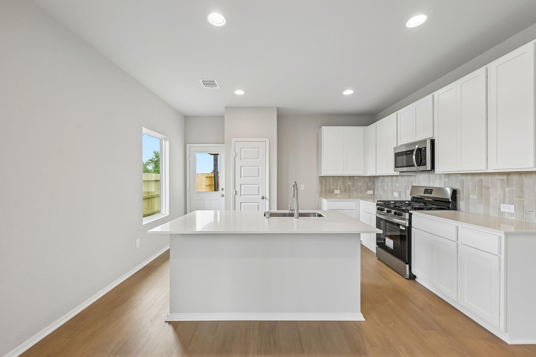 408 Hickory Hills Drive — photo