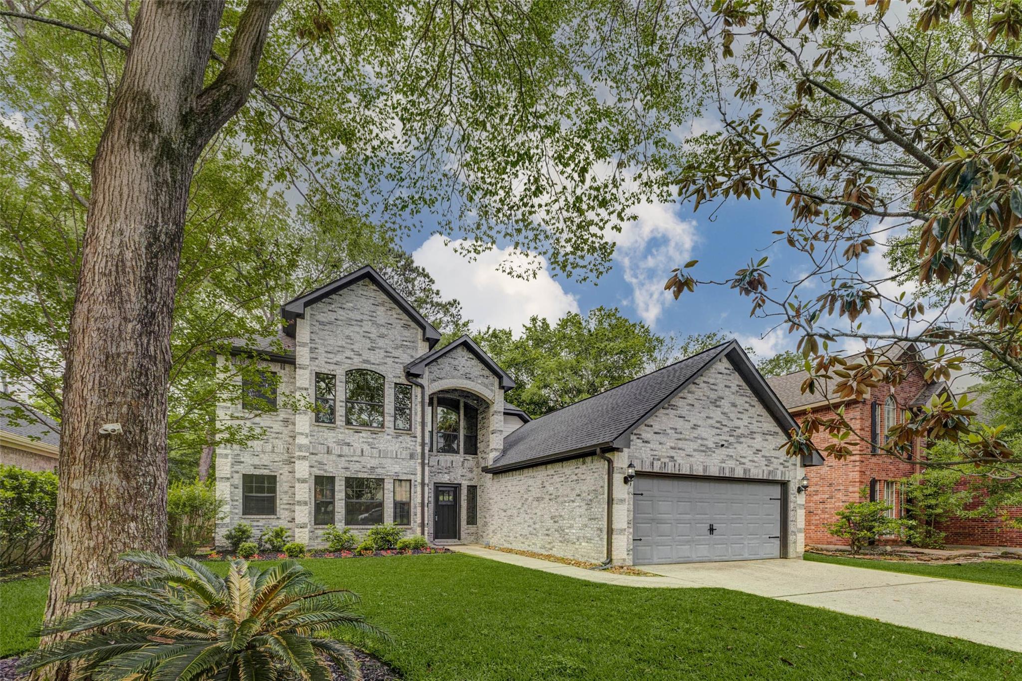 13731 Fountainview Drive — photo