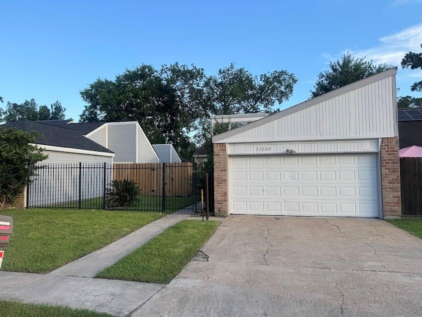 11539 Bellerive Drive — photo