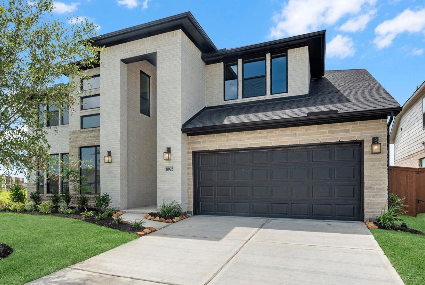8922 Acropolis Lane — photo