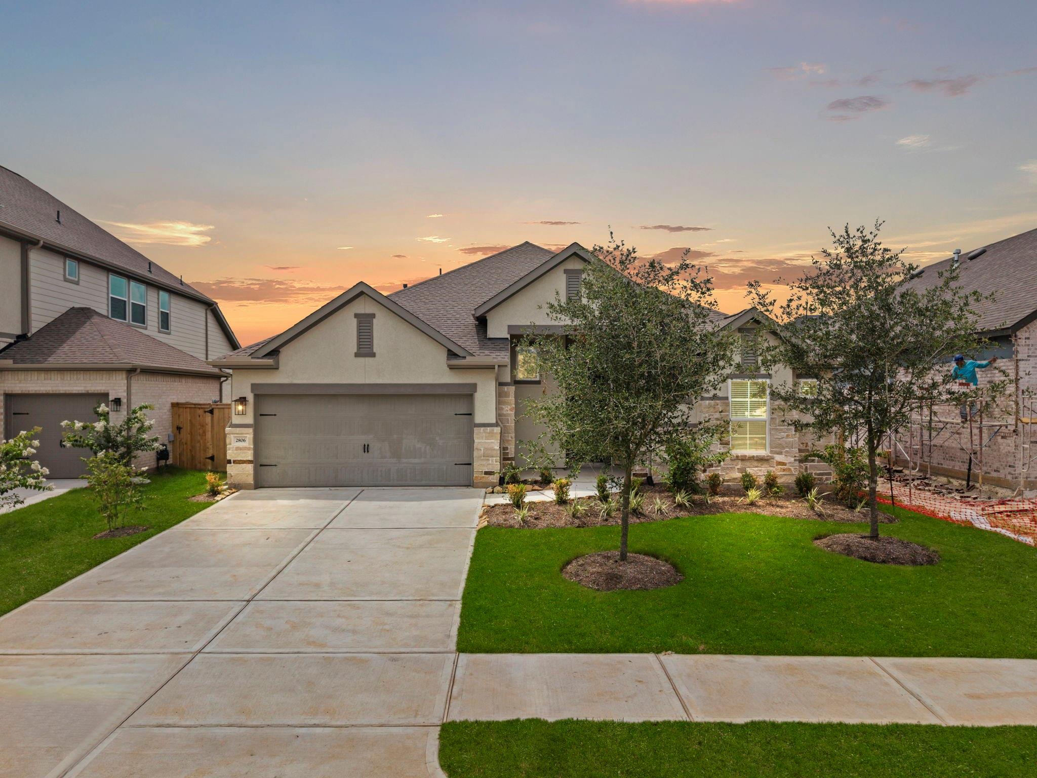 2806 Peach Valley Road — photo