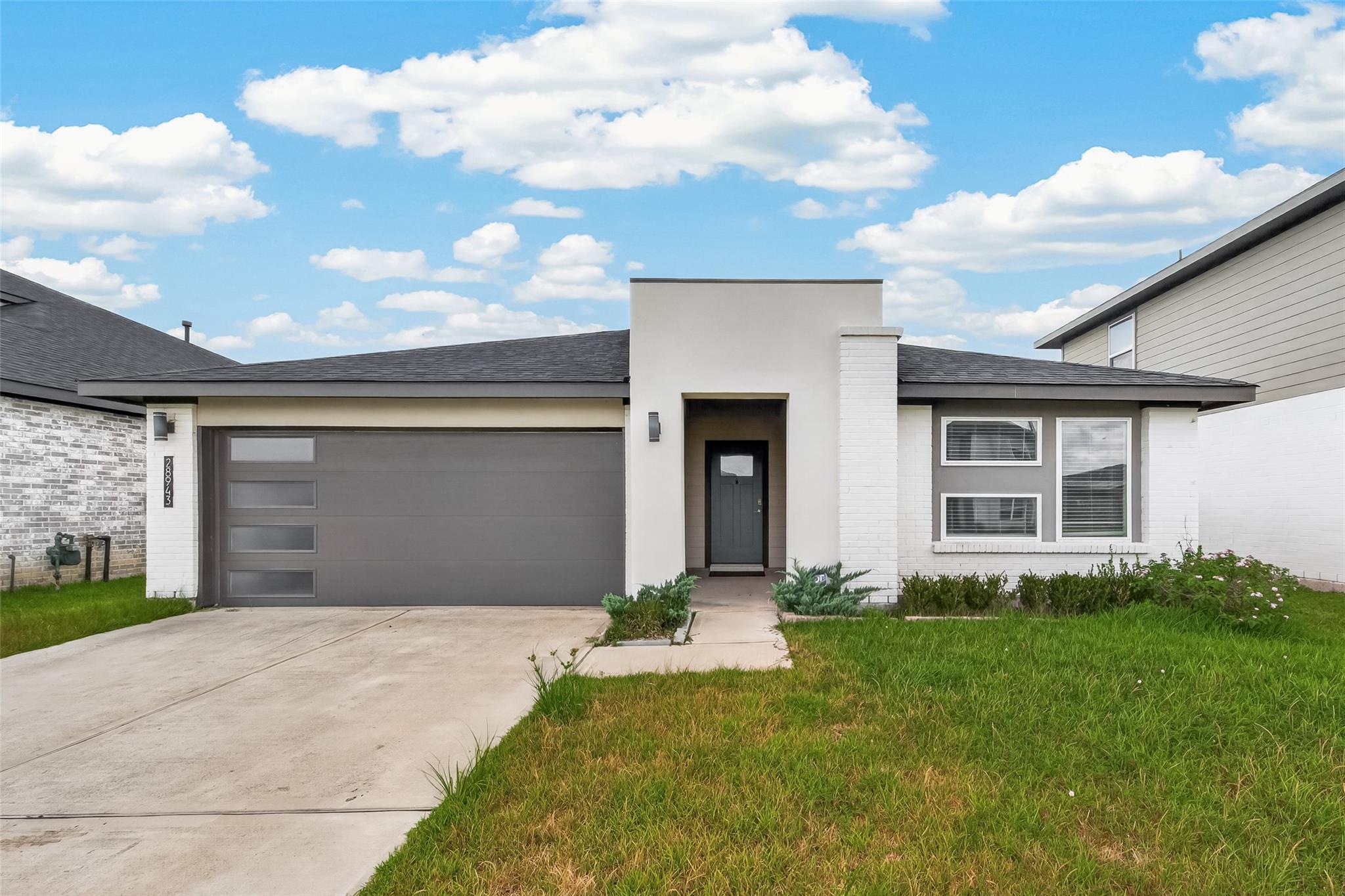 28943 Yachting Point Lane — photo