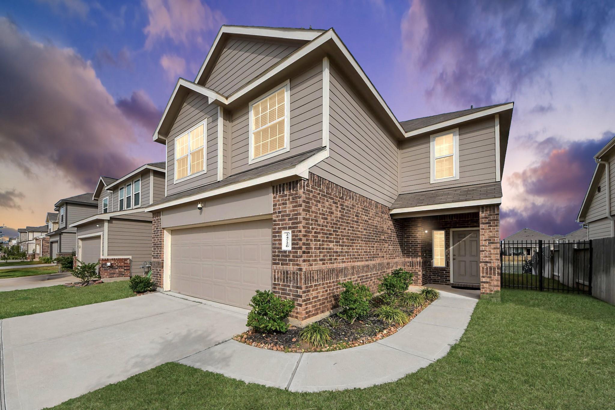 24726 Bastiani Canvas Lane — photo