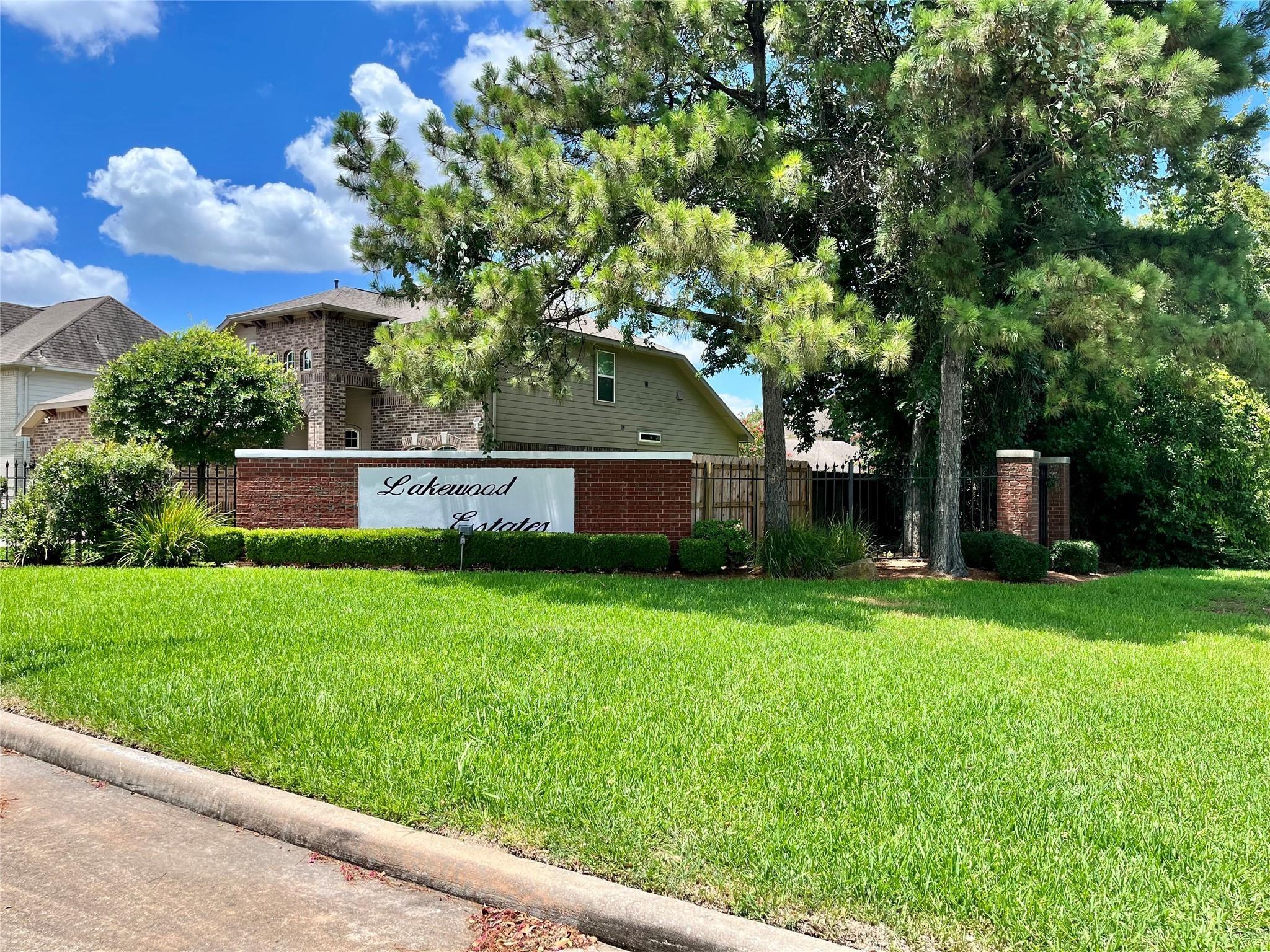 202 Almond Drive — photo