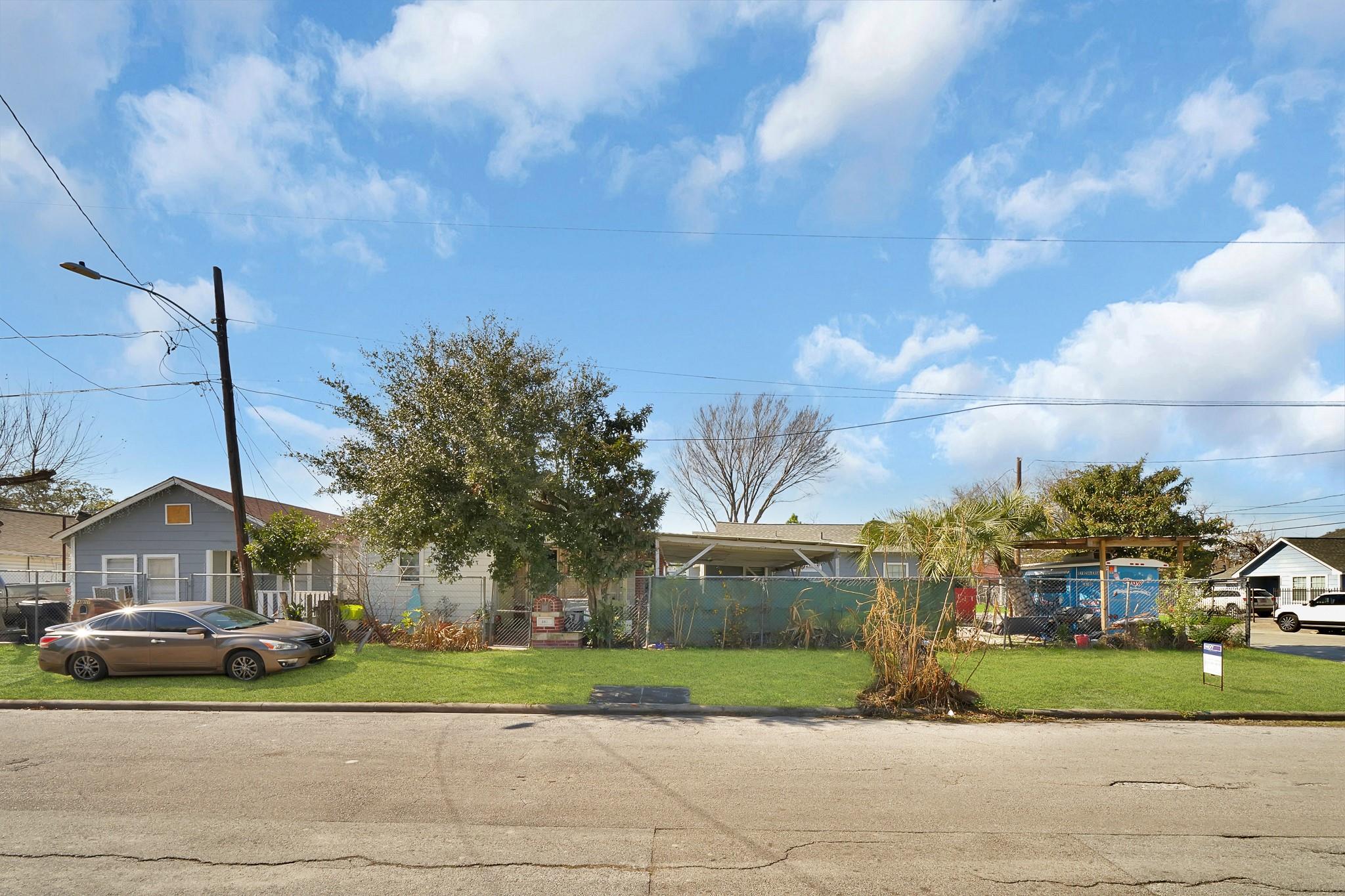 4811 Terry Street — photo