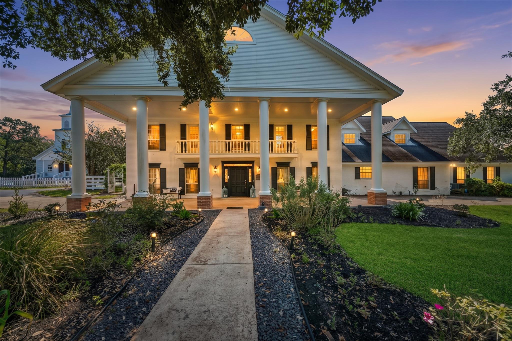 25276 Nichols Sawmill Road — photo