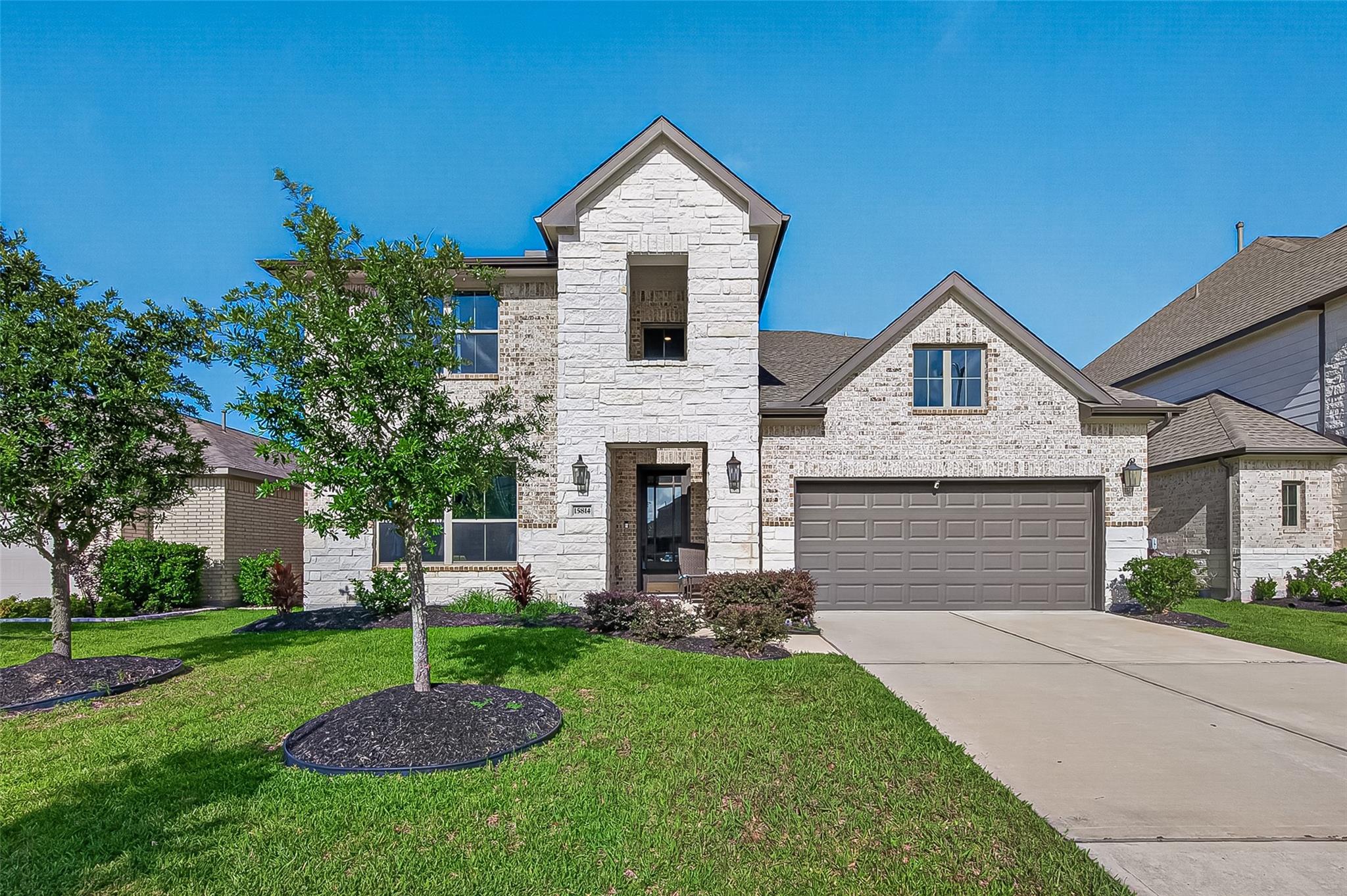 15814 Dutton Pines Drive — photo