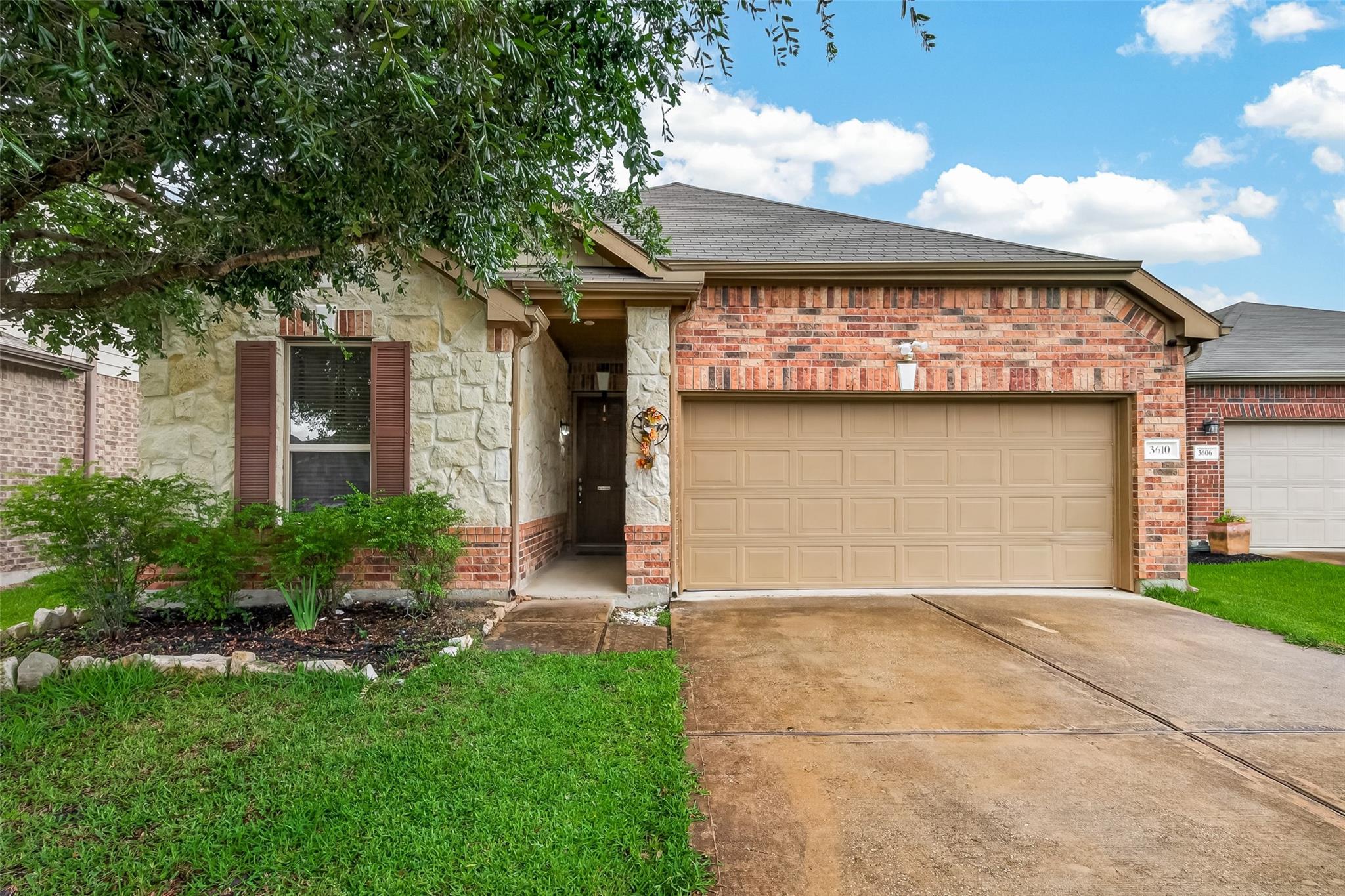 3610 Russett Glen Lane — photo