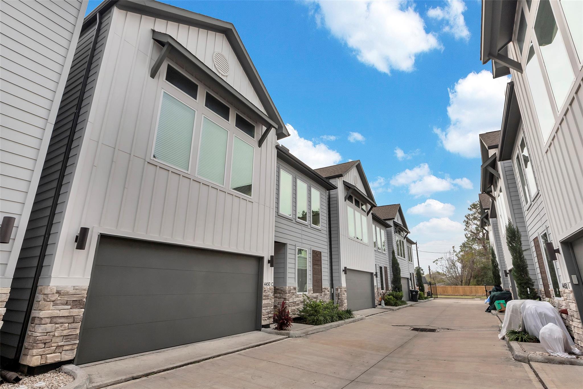 4450 W Tidwell Road #C — photo