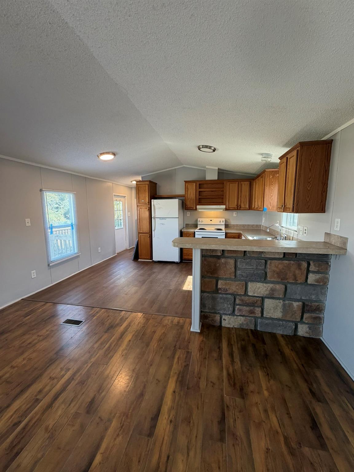 30841 Clyde Lane — photo