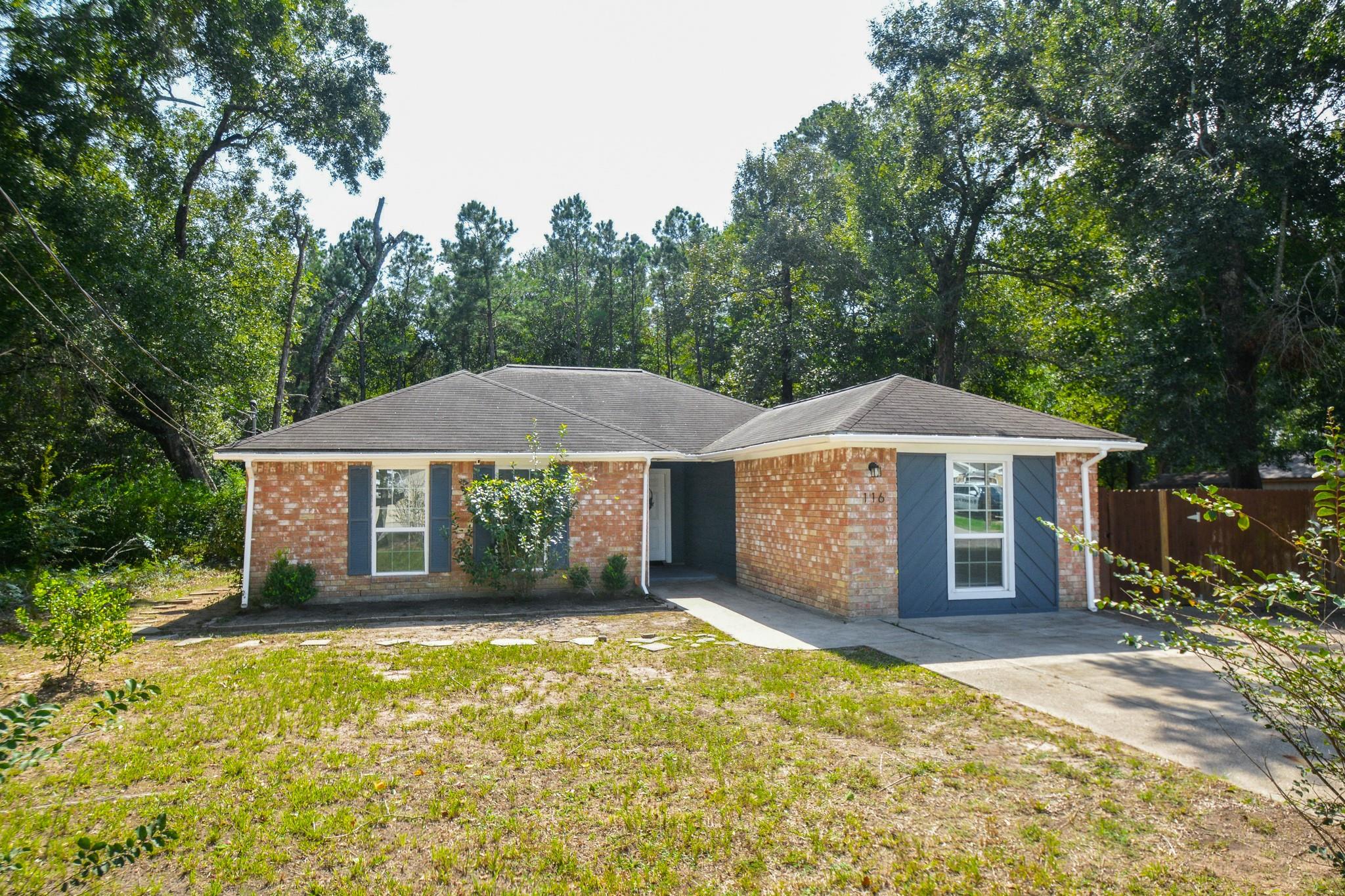 116 Oakmont Drive — photo