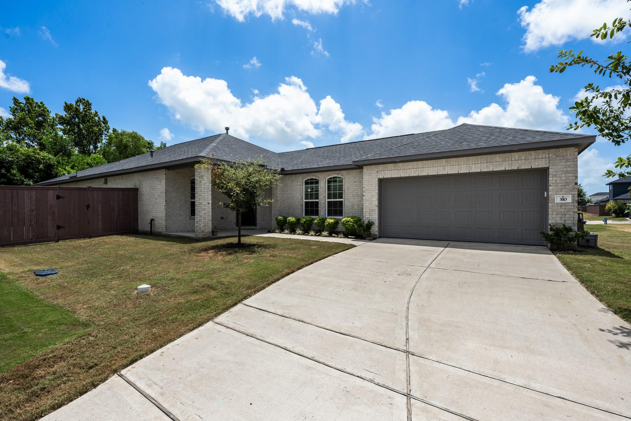 310 Barred Owl Court — photo