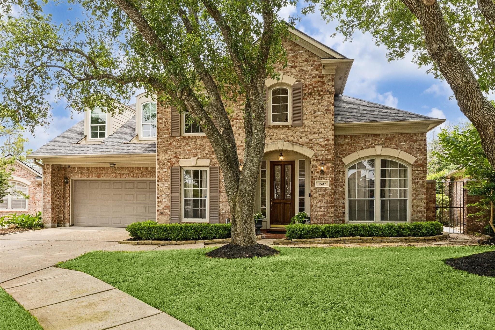 1507 Kennebeck Place — photo