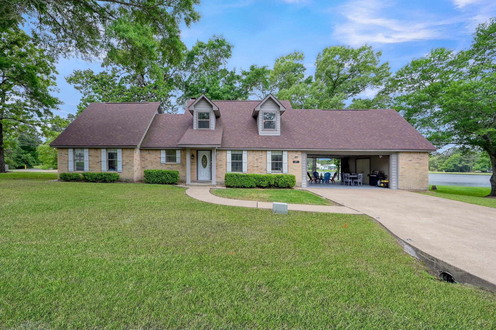 117 Brookside Drive — photo