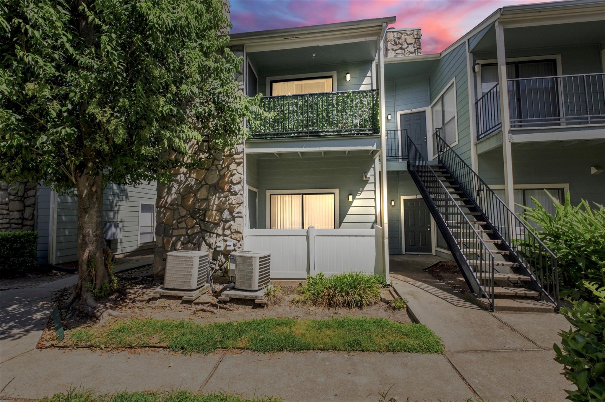 3758 Tanglewilde Street #E1 — photo