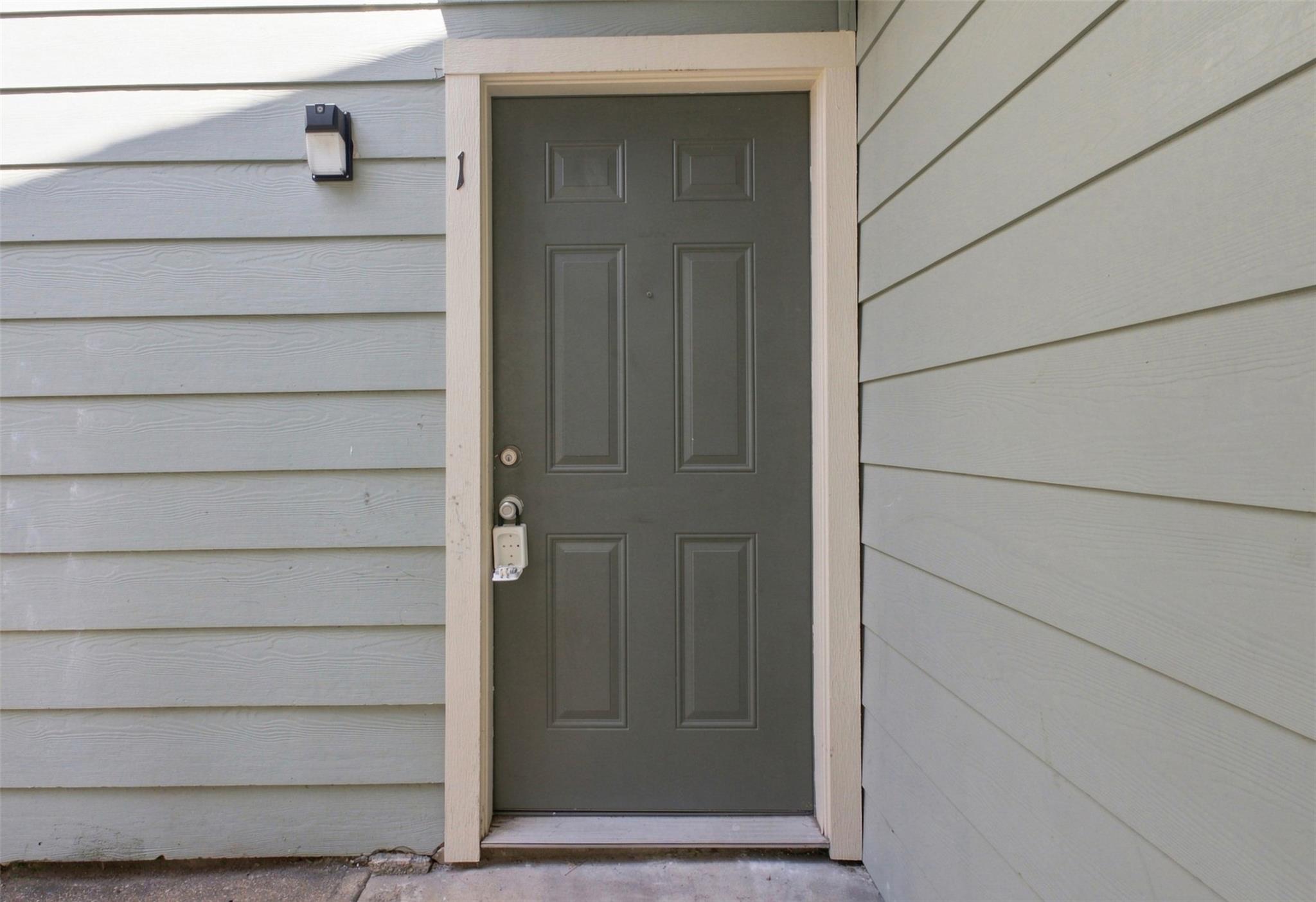3758 Tanglewilde Street #E1, Houston, TX 77063 — photo 2