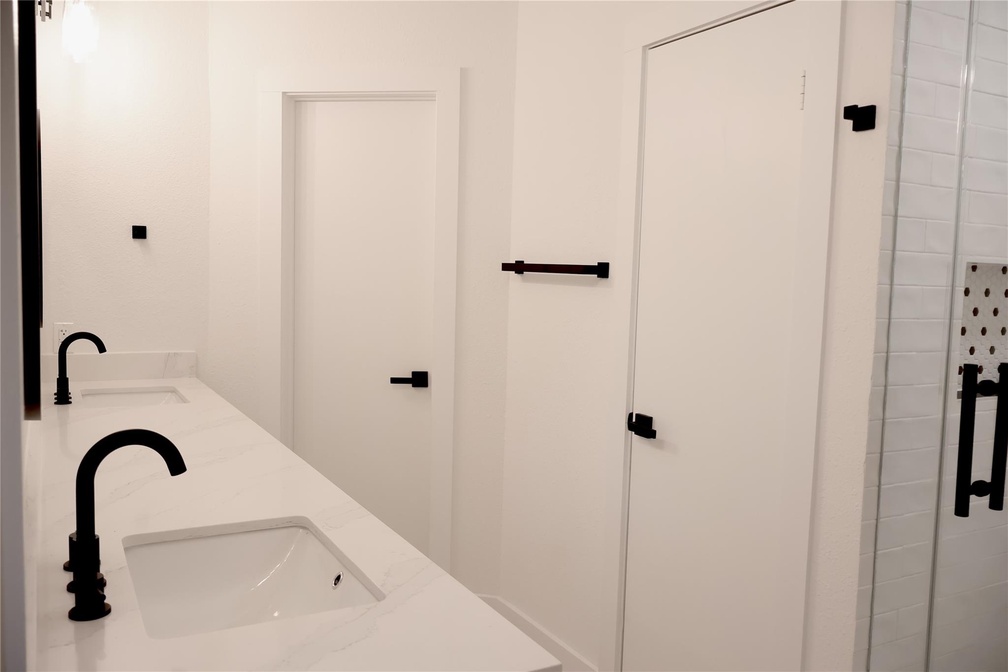 5602 Circlegate Drive, Spring, TX 77373 — photo 3