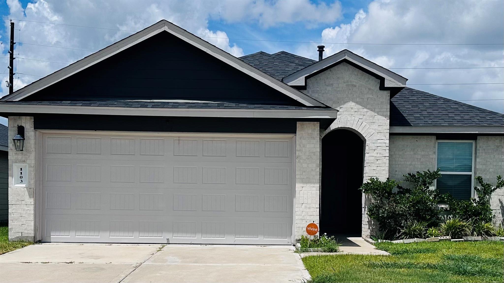 1103 Cattle Chute Court — photo