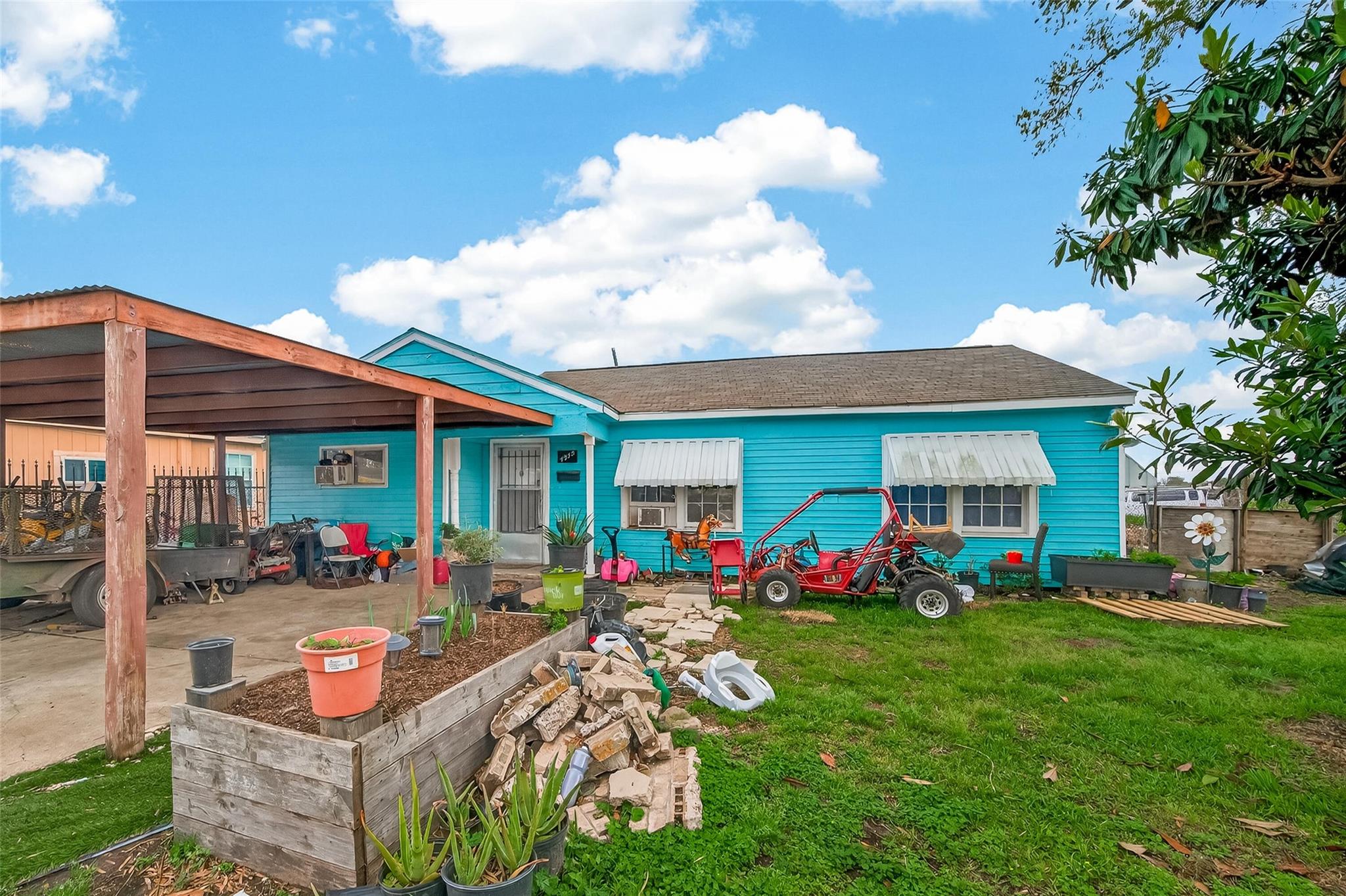 7355 Iwo Jima Road — photo