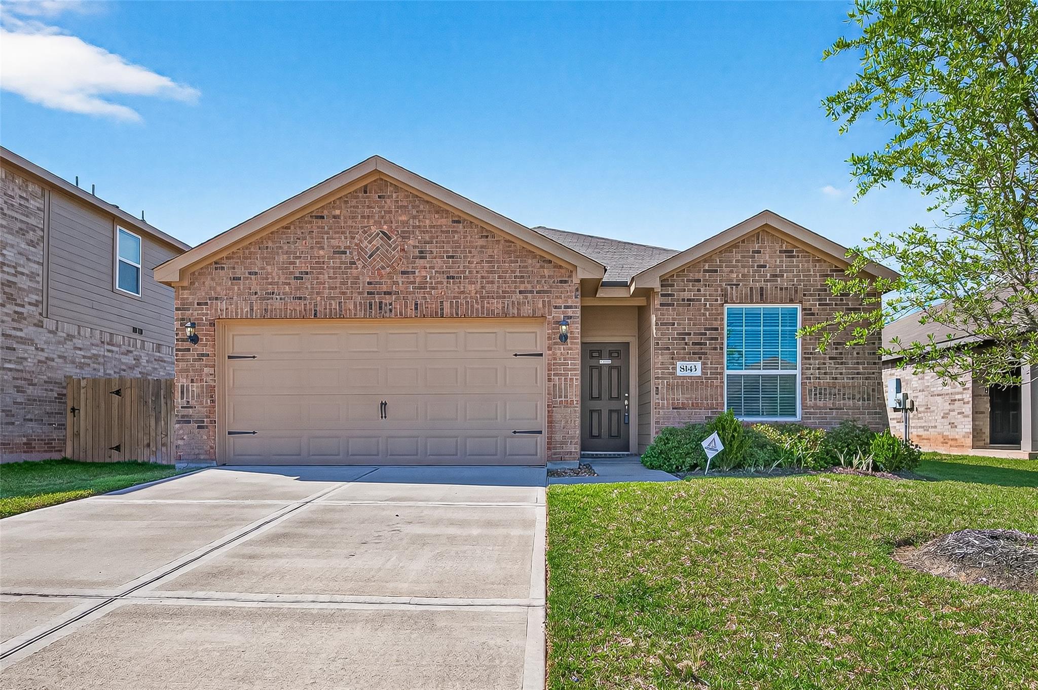 8143 Vacek Meadows Loop — photo