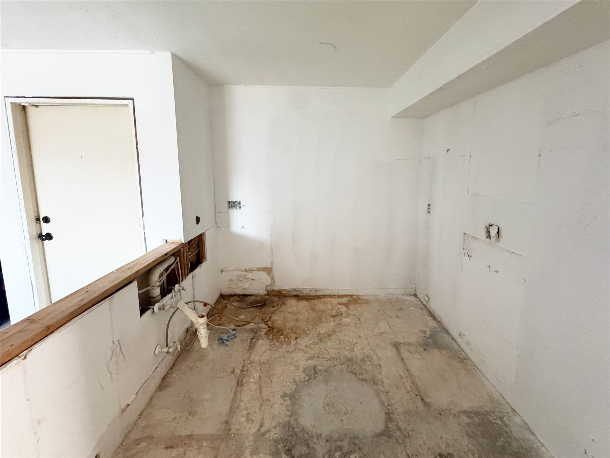 3025 Walnut Bend Lane #34 — photo