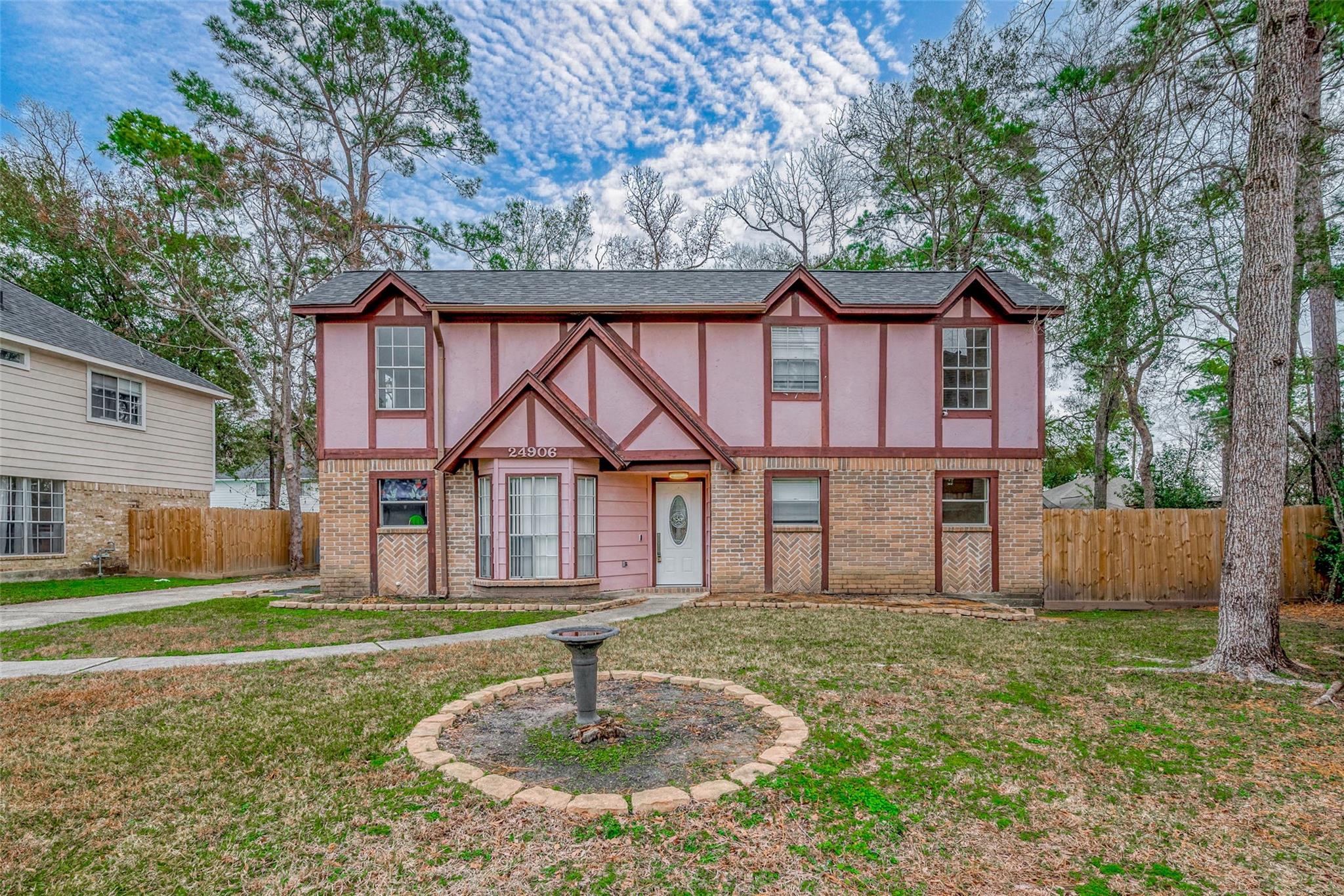 24906 Abbey Court — photo