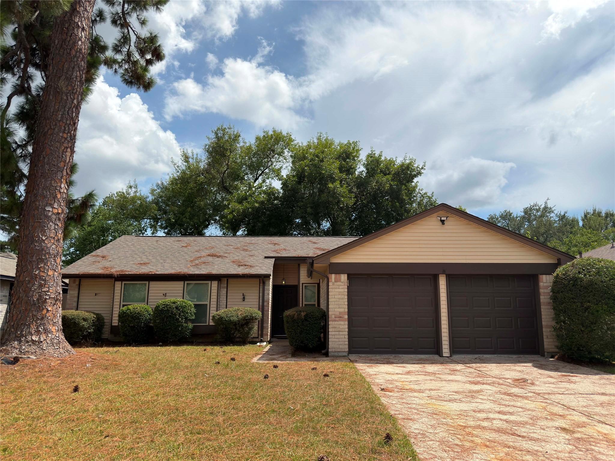 21530 Fir Creek Lane — photo