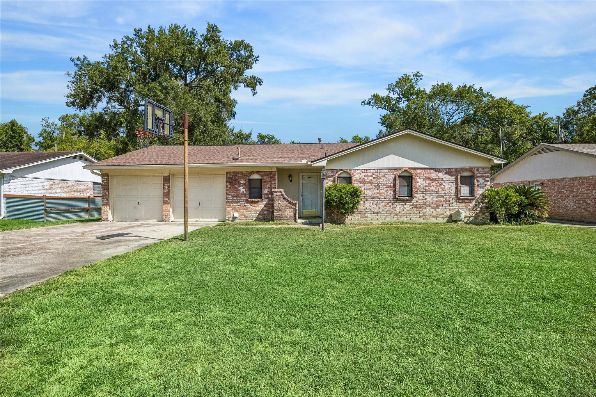 735 Pas Trail — photo