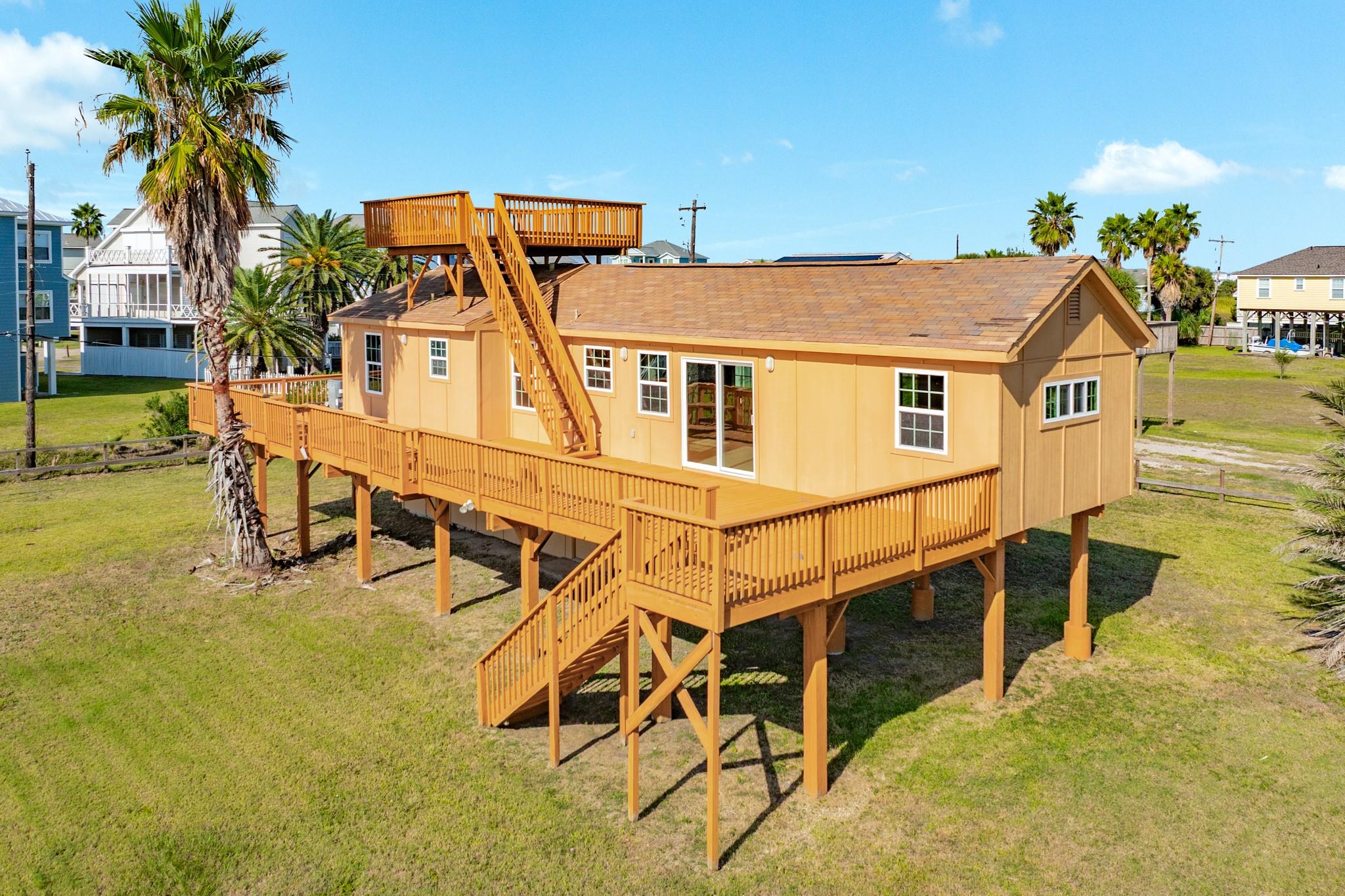 4120 Oleander Drive — photo