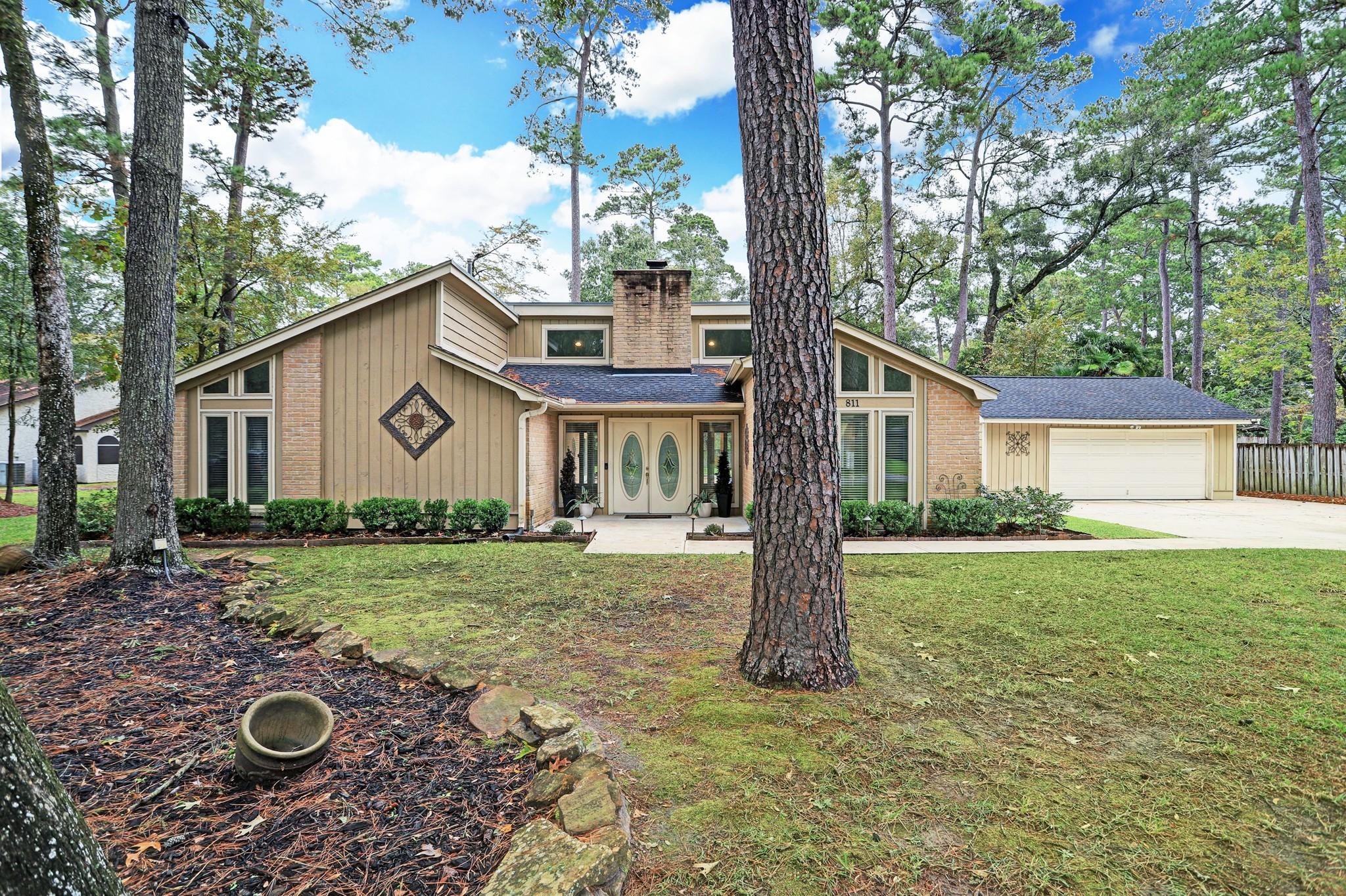 811 Castle Hill Trail — photo