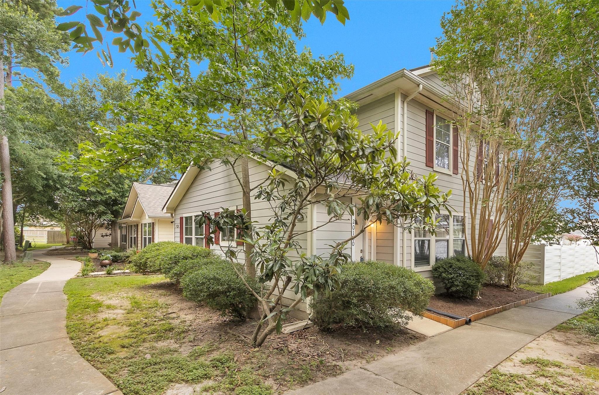 20180 Aldens Oak — photo